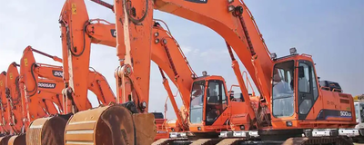 Construction Machinery & Earth Excavators