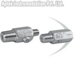 Pressure Snubber, Socket Material Brass or 316 SS