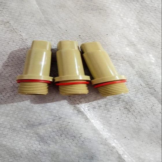 plastic-plug-bush-2.webp