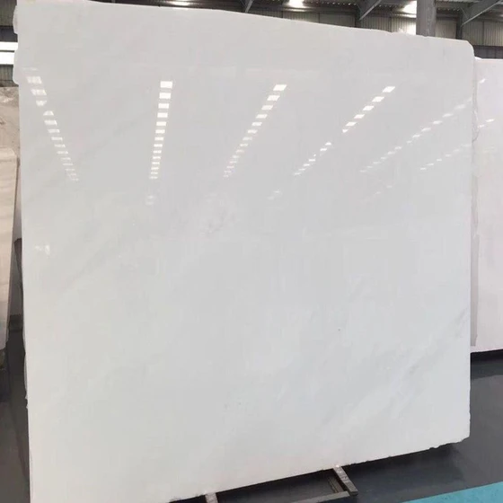 white-marble-slabs-2.webp