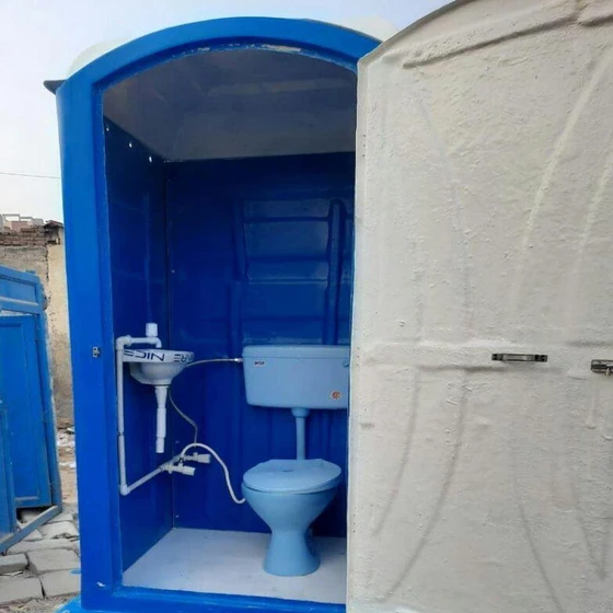 toilet-frp-portable-2.webp