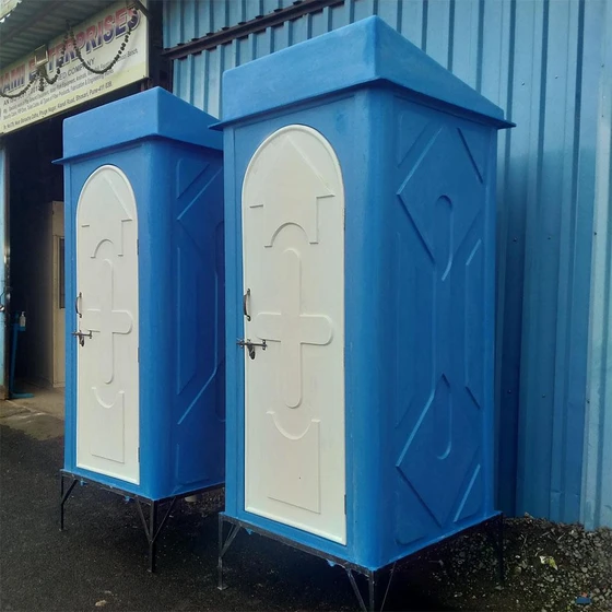 portable-toilet-cabin-2.webp