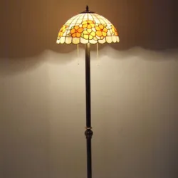 Stained Glass Tiffany Lamp, Shade Shape Dome