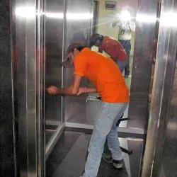 Lift Installation Services, Number of Person 6 Person
