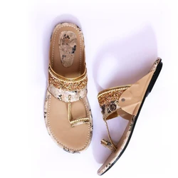 Handcrafted Kolhapuri Ladies Chappal Design Closed Toe Sandal