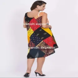 Ladies One Piece Dress, Size M