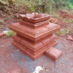 Laterite Cladding Tile, Color Red