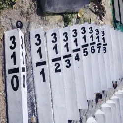 200 meter stones, Thickness 3-5 inch