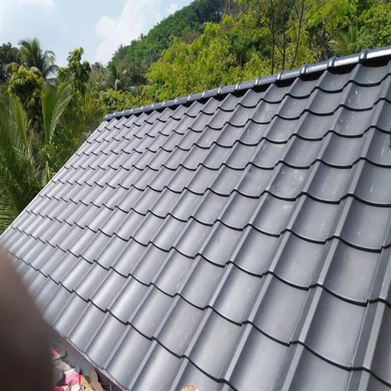 grey-clay-roof-tiles-2.webp