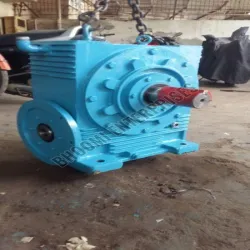 NU Worm Gearboxes, Power up to 100 KW