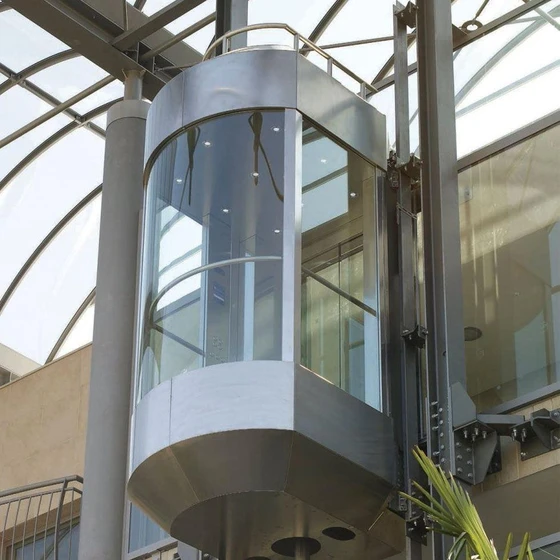 outdoor-capsule-lift-2.webp
