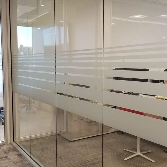 etched-glass-designer-1.webp