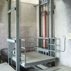 Goods Lift with collapsible gate, Shaft Size 5 x 4 Sq Feet