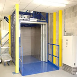 Hydraulic Goods Lift, Door Style ManualCaged