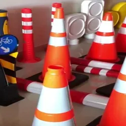 Reflective Traffic, Material PVC