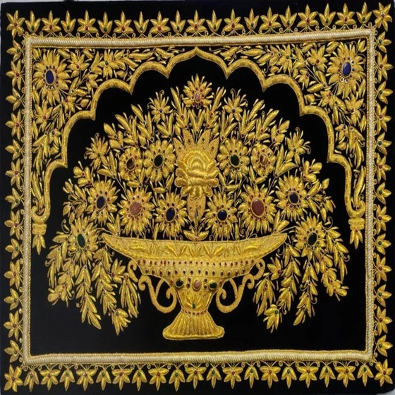 embroidered-zari-carpets-2.webp