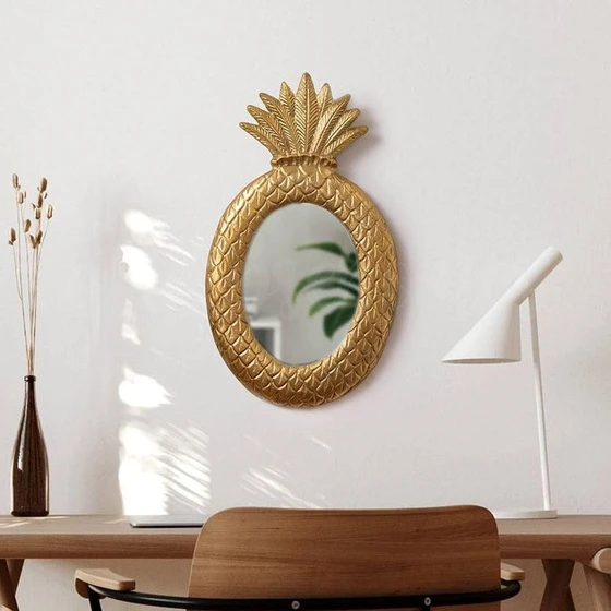 Polished Wall Decor — Attractive look antique style