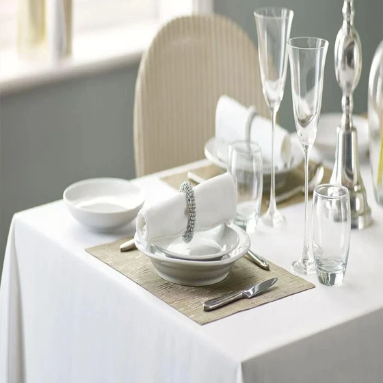 hotel-kitchen-linen-2.webp