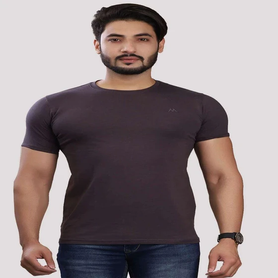 plain-promotional-t-shirt-2.webp