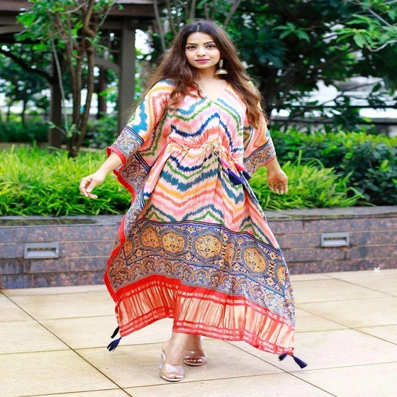 multicolor-kaftans-2.webp
