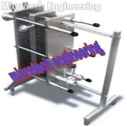Plate Heat Exchanger, Body Material Stainless Steel