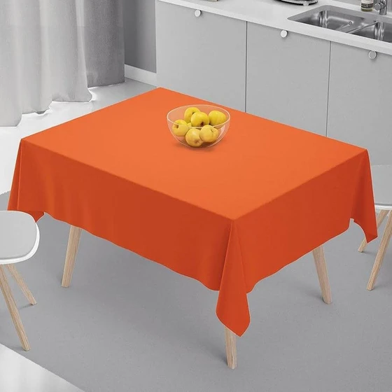 washable-plain-table-cover-2.webp