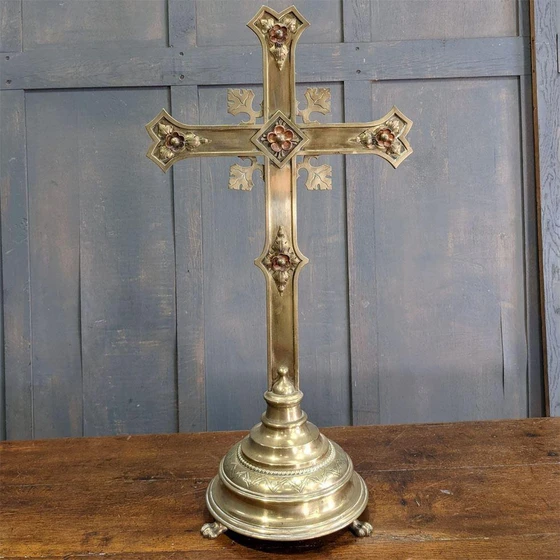 brass-church-cross-2.webp
