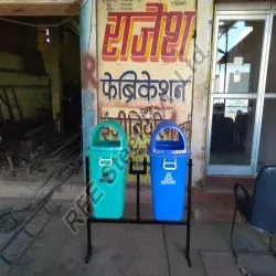 Wheeled Garbage Dustbin, Material Plastic