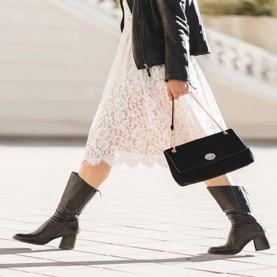 Leather Footwear Accessories — Light weight feature