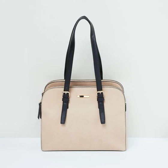 zipper-closure-handbag-2.webp