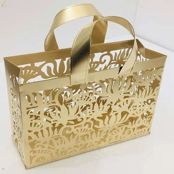 fancy-gift-bag-1.webp