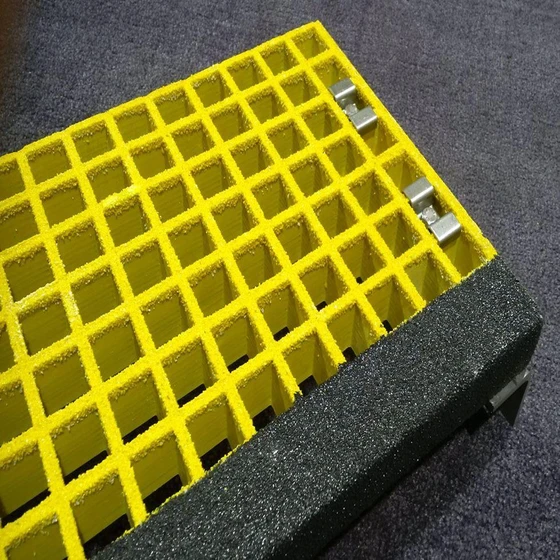 frp-stair-tread-2.webp