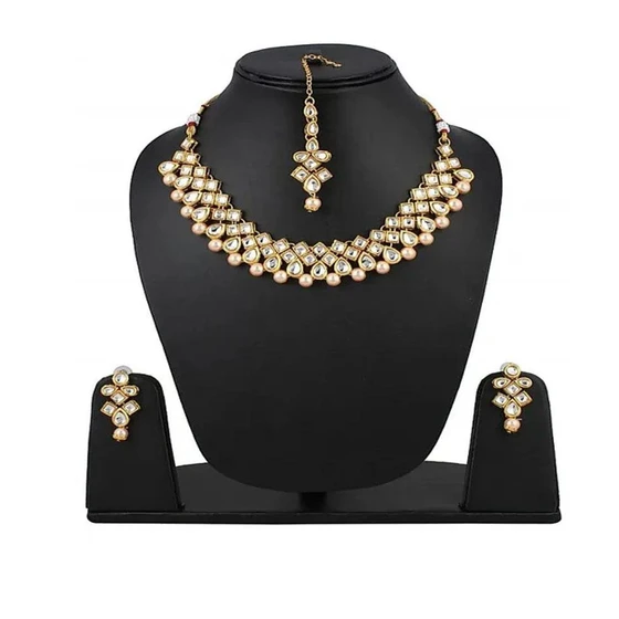 choker-necklace-design.webp