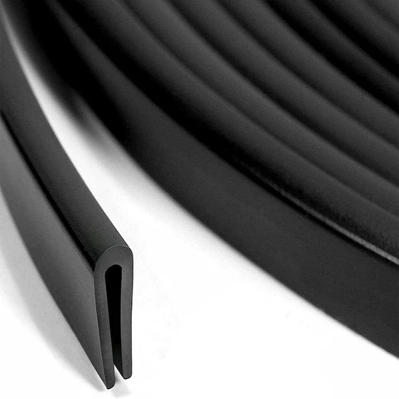 Rubber Black Channel — 5 mm grip size U shape