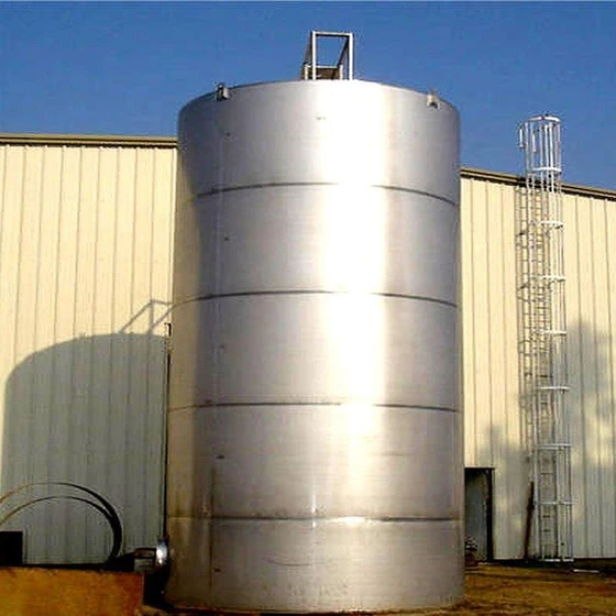 stainless-steel-chemical-tanks-2.webp
