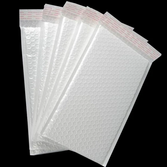 plastic-bubble-envelopes-2.webp