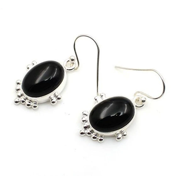 sterling-onyx-earring-2.webp