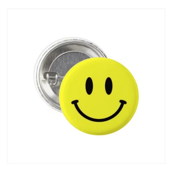 smiley-yellow-badge-2.webp