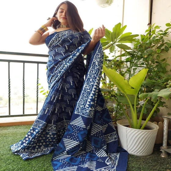 cotton-printed-saree-1.webp