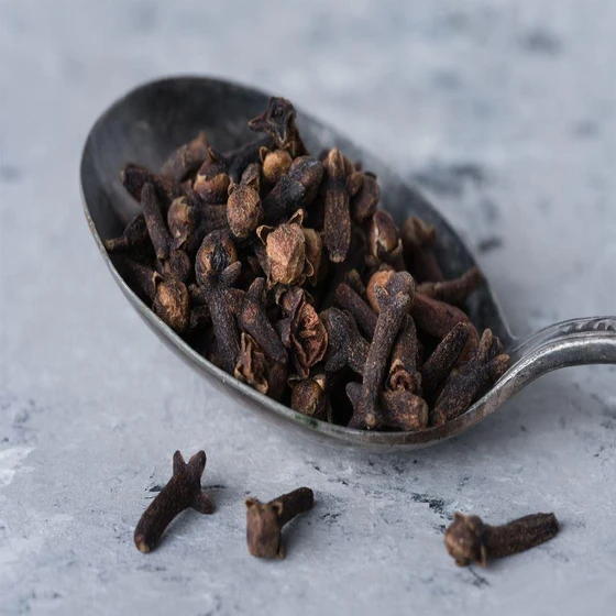 natural-cloves-seed-2.webp