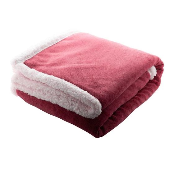 coral-fleece-blanket-2.webp