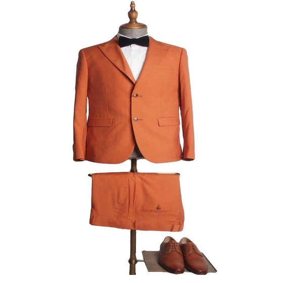 polyester-wedding-suit-1.webp