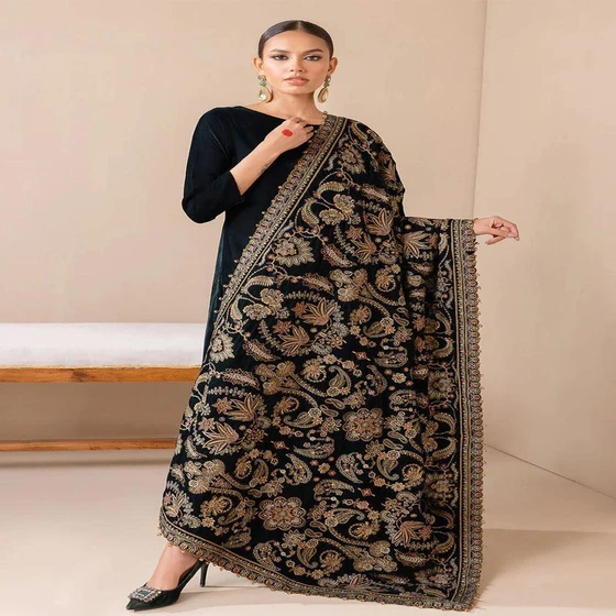 embroidery-velvet-shawl-2.webp