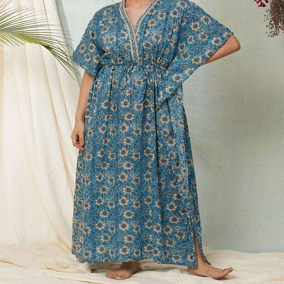 print-cotton-kaftan-2.webp