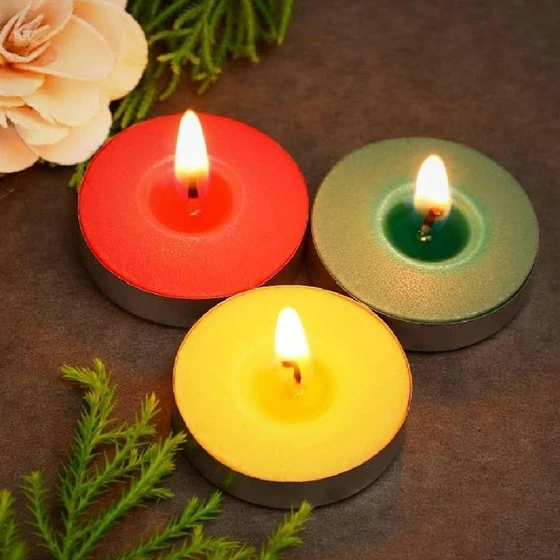 coloured-tealight-candle-2.webp