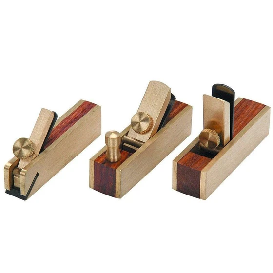 mini-brass-plane-2.webp
