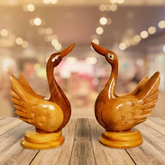 handmade-wooden-handicraft-2.webp