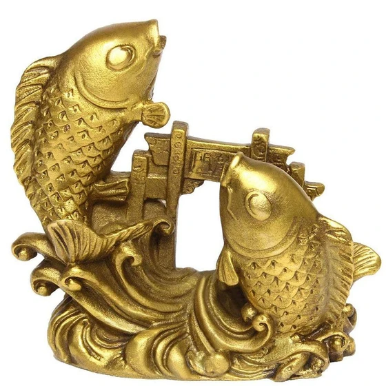 brass-fish-statue-1.webp