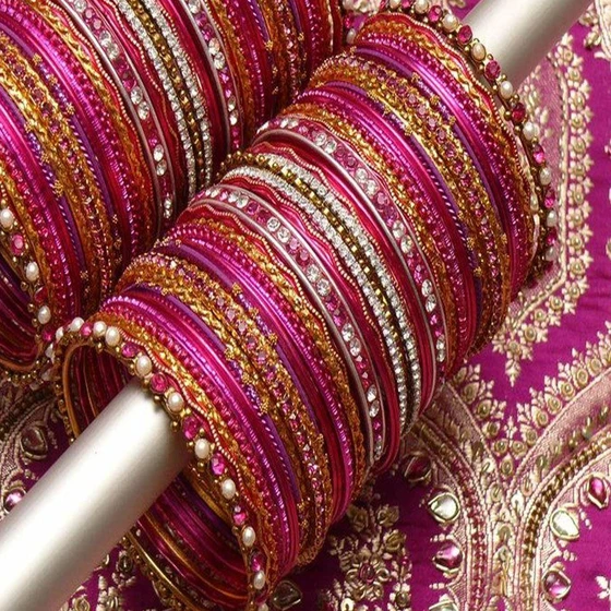 design-glass-bangle-2.webp