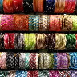 Design Glass Bangle